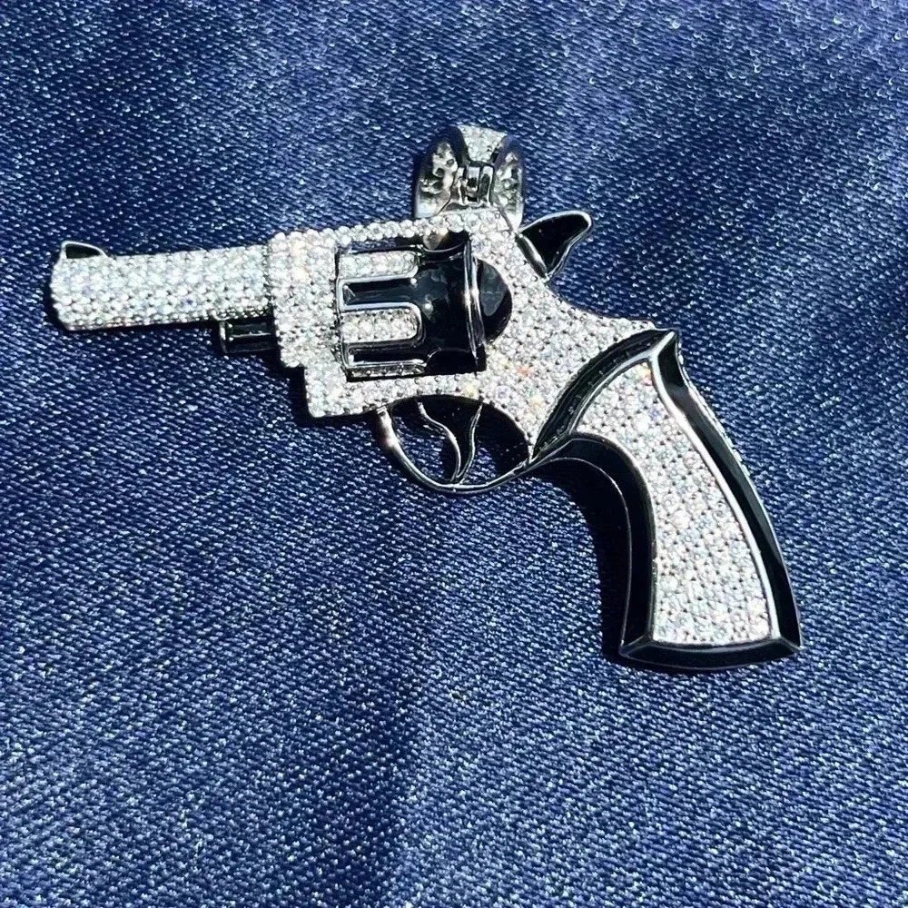 Revolver Pendant